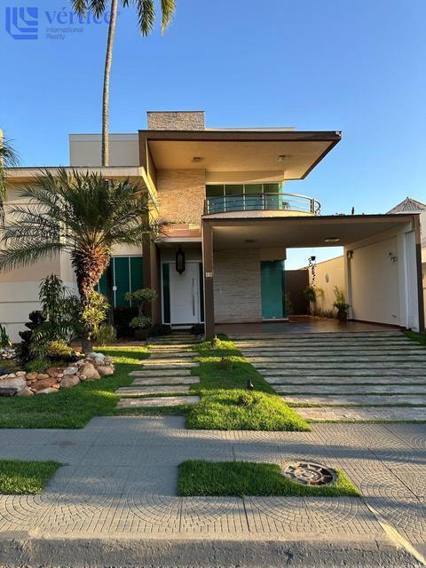 Sobrado à venda em Maringá, Jardim Fregadolli, com 5 quartos, com 380 m², Everest